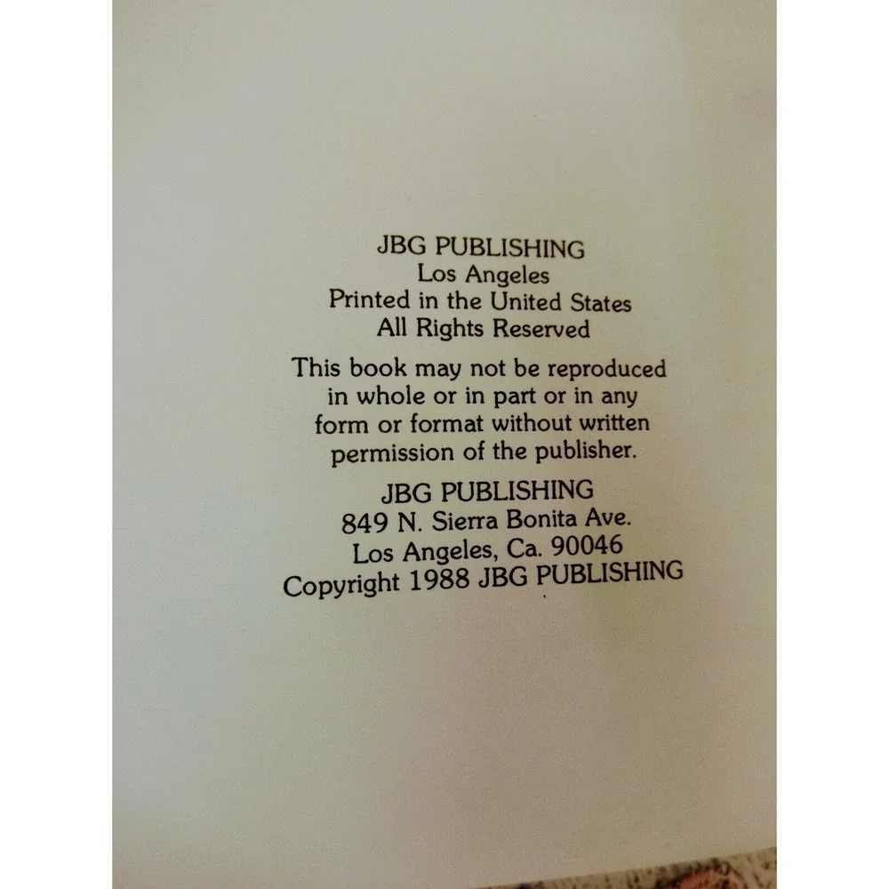 My Favorite Homemade Chocolate Recipes Cookbook by Violet Rutherford Vtg‎ 1988